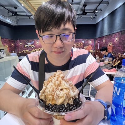 #NewProfilePic (新個人資料照片)