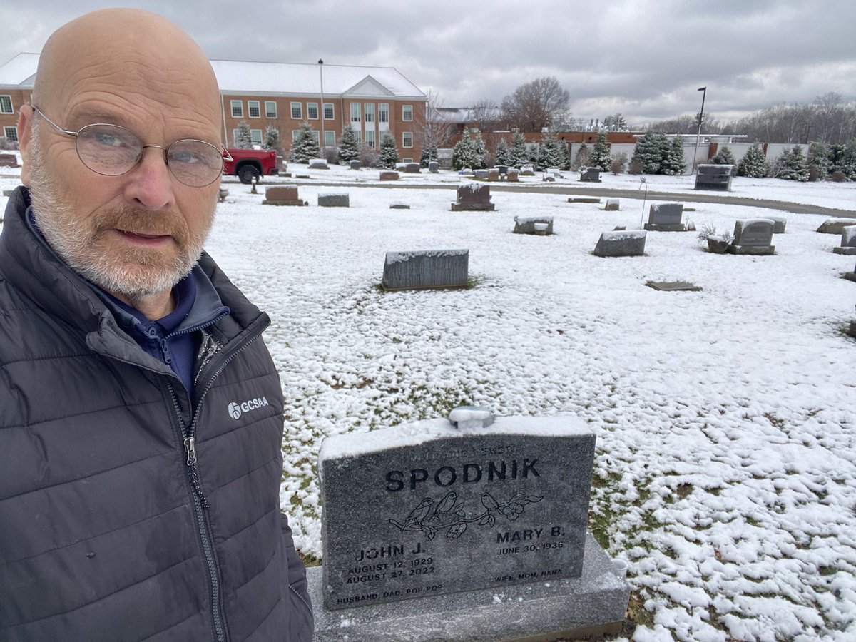 WestfieldGreens's tweet image. After a blessed 36 year career I’m officially retired from WCC. Visited my mentor John Spodnik’s grave to thank him for hiring &amp;amp; supporting me in my many endeavors. Thanks to all who have been a part of the journey, I appreciate all of you. WCC is in great hands with @ksmithwgcc