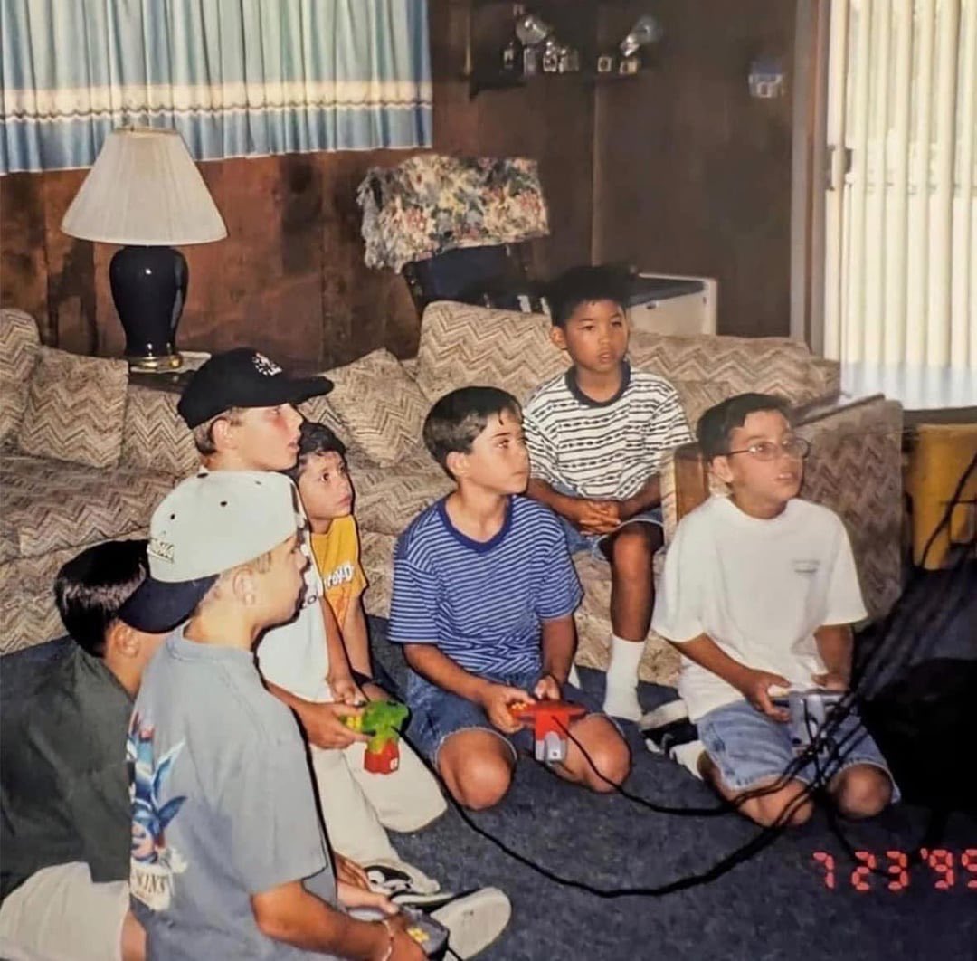 Split screen 90s gaming 😎