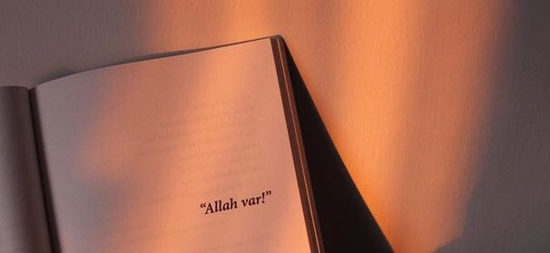 • Bu gece şu sonsuz merhamet ve rahmet deryasından bir damla da olsa nasiplendir Allah'ım .."
#RegaipKandili