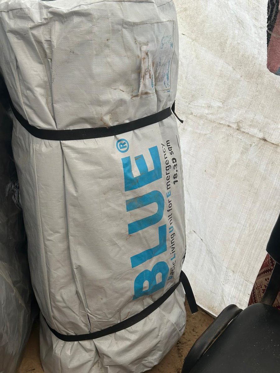 AbubakerAbedW's tweet photo. Have been talking today to a family who managed to buy a tent for $1000. 

You can see clearly that it's for emergency— it's free

This means: Criminal gangs steal tents, sometimes in cooperation with humanitarian orgs and put them on the black market

Just giving you a proof🤗 https://t.co/d4EUwkyRoV