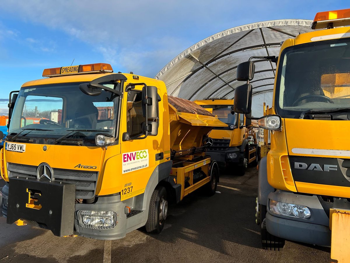 ❄ Whilst temperatures are low, you may see our gritters out across the town treating priority routes. 

Whilst we're talking cold weather, if you haven't seen it yet, The Met Office has issued a Yellow Weather Warning for snow and ice in the…1/2