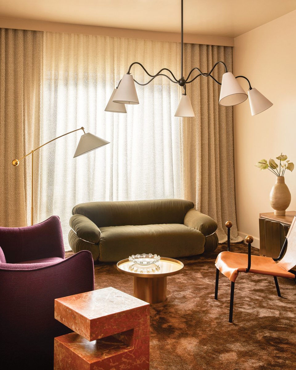 ELDesignlights's tweet photo. We're kicking off the New Year with bold new arrivals in earthy materials, striking textures and star quality. #shopnewarrivals https://t.co/NEu7TpYyr1