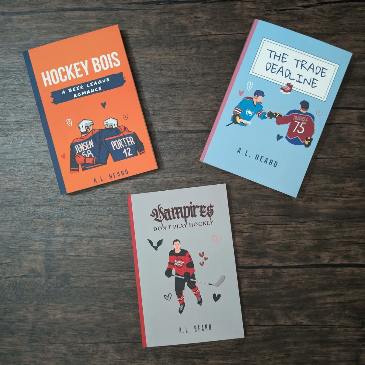 jhoomwrites's tweet photo. Next month I'll be participating in a Valentine's Day pop-up market! I'll have signed books, anthologies, journals, and stickers 📚 If you're local to Western PA and Pittsburgh, check it out ❤️ https://t.co/hkRuXunv0X