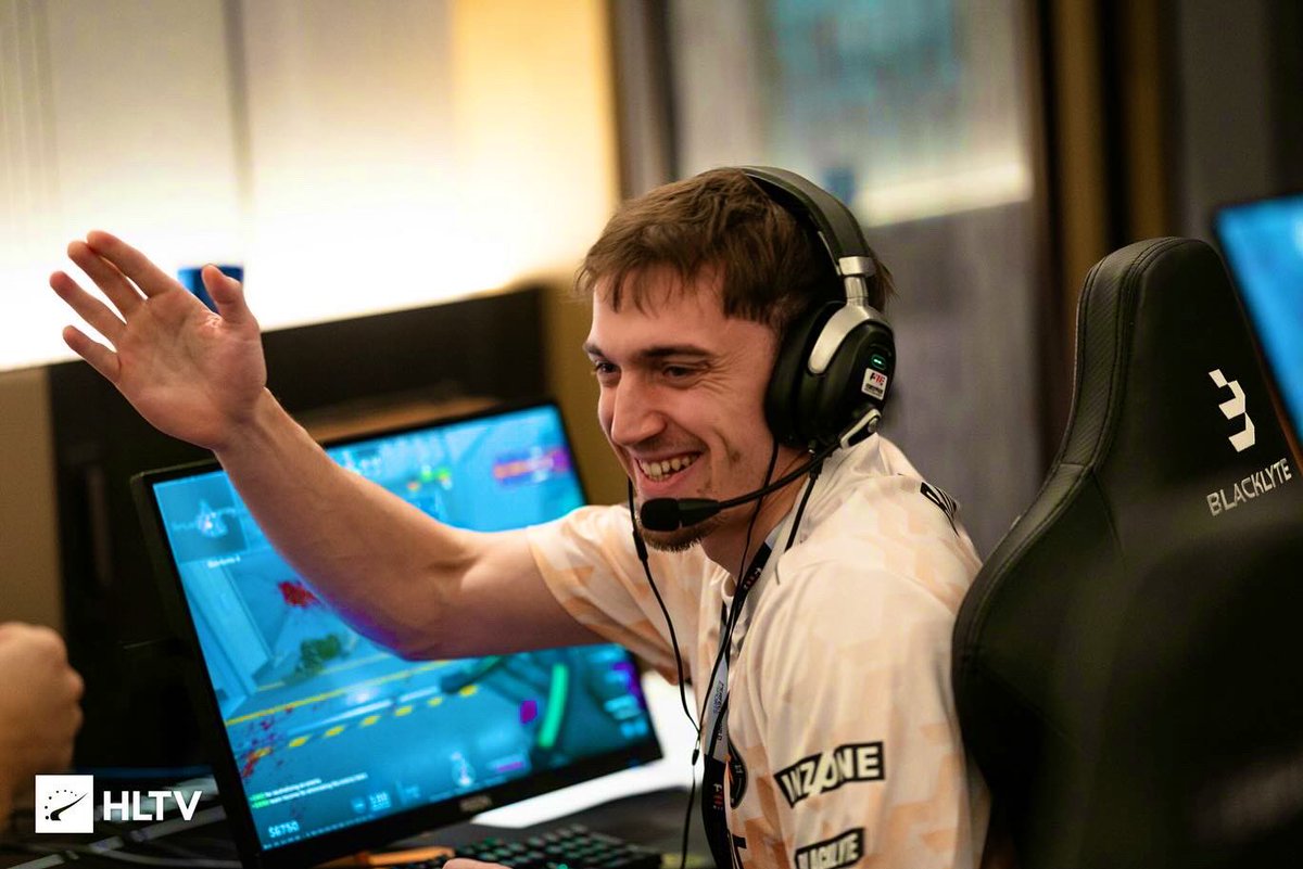 bodyy's tweet image. Most challenging year for me in so many aspects, but I’ve never learned as much as I did in 2024. 

My past experiences taught me that the  coach/ IGL synergy is key to a functional team, unfortunately we didn’t have this in order to give the team the best direction we could.…