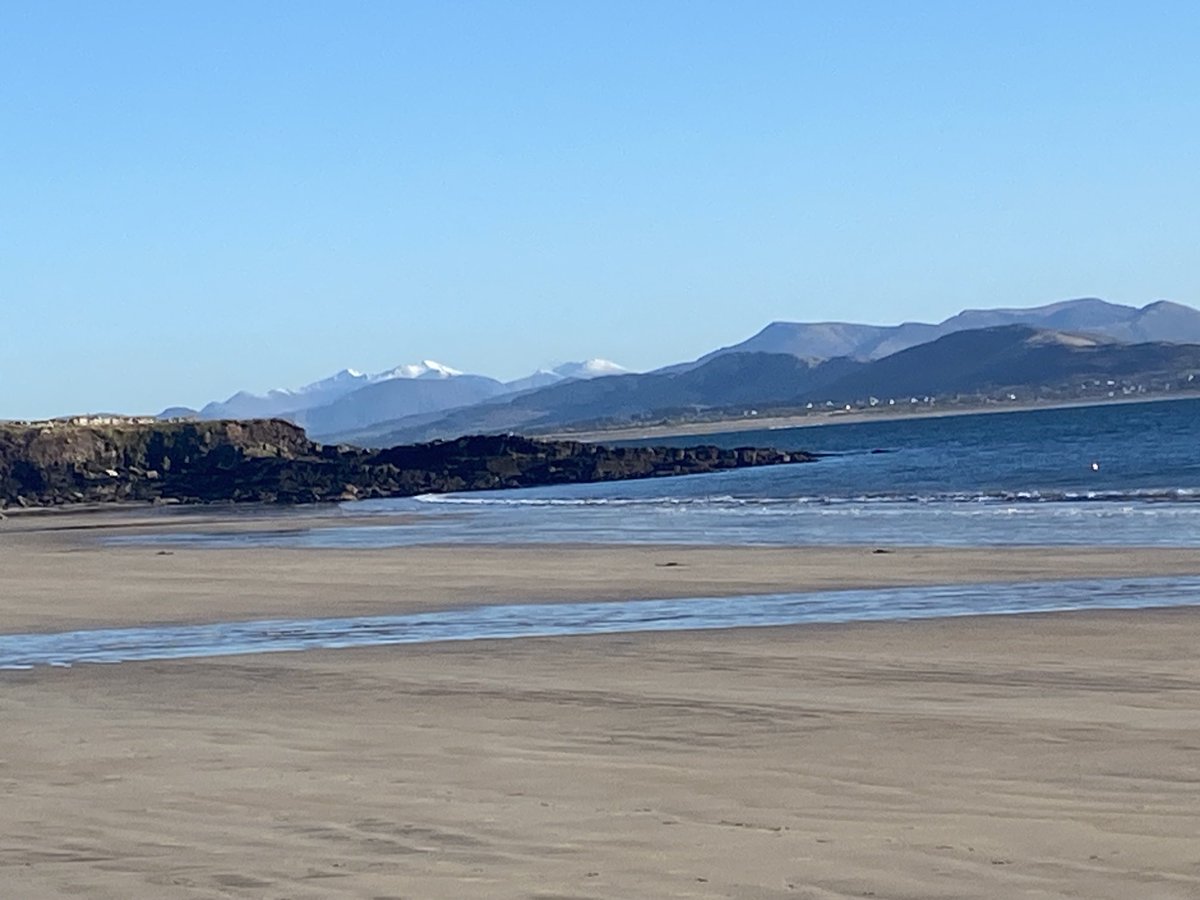 John O'Halloran (@johbees) on Twitter photo A stunning day <a href="/Ballinskellig/">Ballinskelligs Kerry</a> ! The <a href="/SkelligKerry/">Skellig Kerry</a> never fails to inspire! First sight of snow on the mountains this morning <a href="/wildatlanticway/">Wild Atlantic Way</a> A stunning day <a href="/Ballinskellig/">Ballinskelligs Kerry</a> ! The <a href="/SkelligKerry/">Skellig Kerry</a> never fails to inspire! First sight of snow on the mountains this morning <a href="/wildatlanticway/">Wild Atlantic Way</a>
