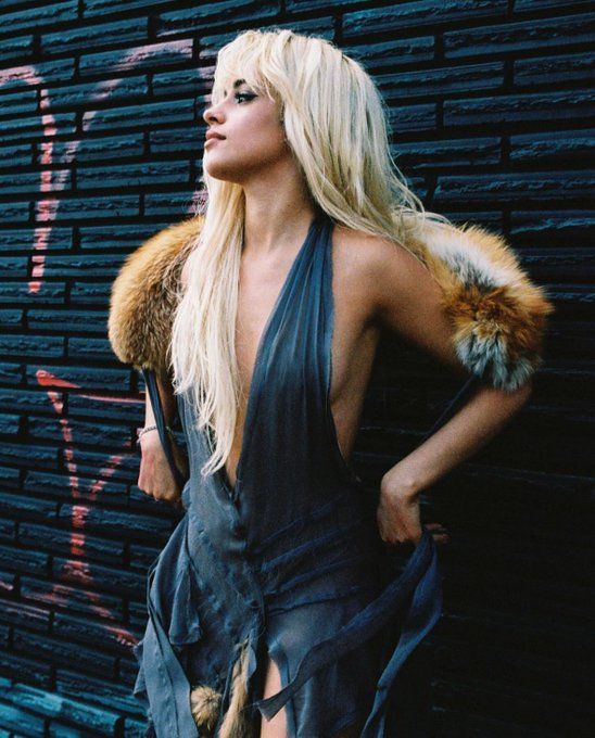 chart data tweet media