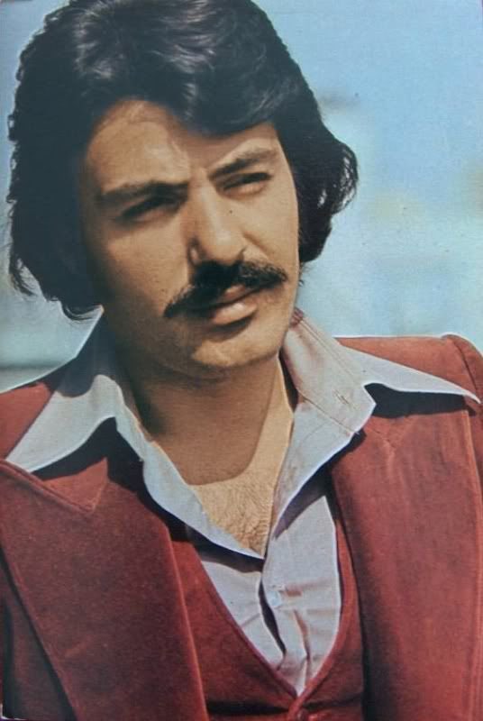 Şarkısının en çok dinlendiği dönemde vefat etmesi... bu sefer sen içimizi yaktın. Allah rahmet eylesin 🙏

 #ferditayfur