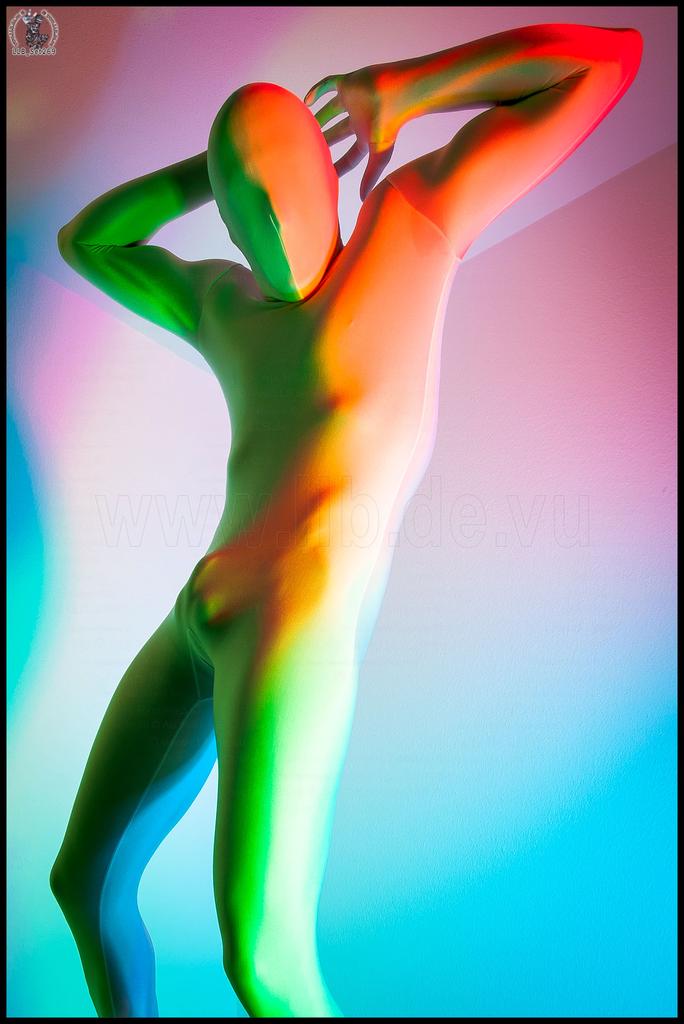 Llb1983N's tweet photo. Multicolor lighting
#zentaisuit https://t.co/BNnIRp5KRx