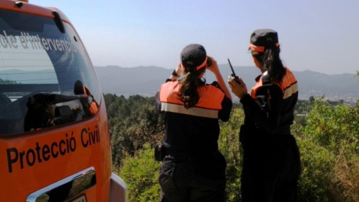 🙋 Si pertanys a una associació municipal de voluntariat de #ProteccióCivil i tens +18 anys
📆 Curs bàsic per a voluntariat #ProteccióCivil
Semipresencial: 6 de febrer-27 de juny
Inscripcions fins al 22/01: ajuntament de procedència #AVPC
gen.cat/3IVcSCI
<a href="/emergenciescat/">Protecció civil</a>