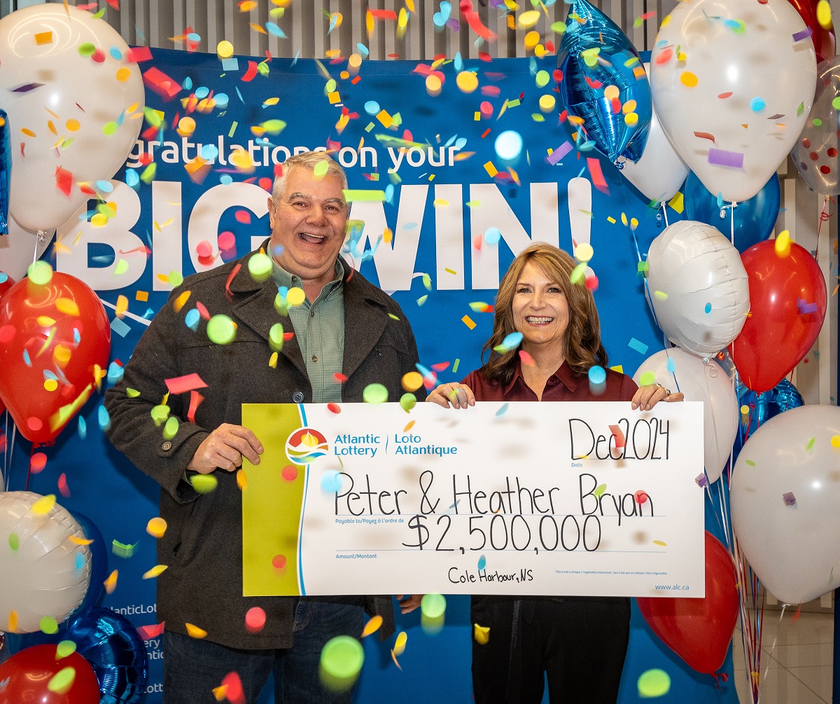 Happy holidays, indeed! Peter and Heather Bryan of Cole Harbour, N.S. are $2.5 million richer after winning the Lotto 6/49 Classic Jackpot from the Dec. 21 draw!

Read more about the Bryans winning story here ➡️  bit.ly/3VZ0cT5