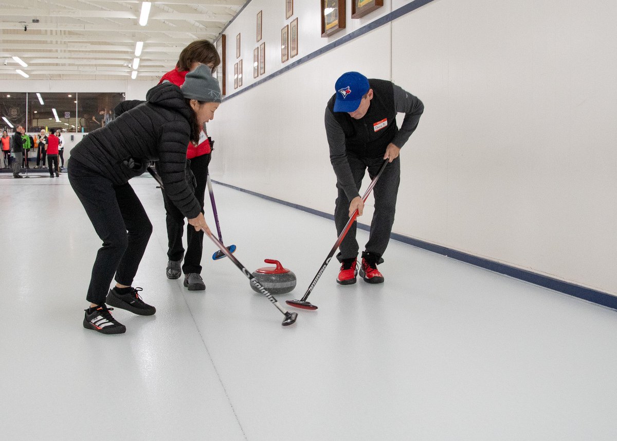unionvillecurl's tweet image. Try something new in 2025 and meet new people in your community!

We still have space in our last Learn to Curl of the season!

Registration closes soon for the session beginning Sunday, January 5th. 

unionvillecurlingclub.com/index.php/even…

#curling #learntocurl #GTArocks