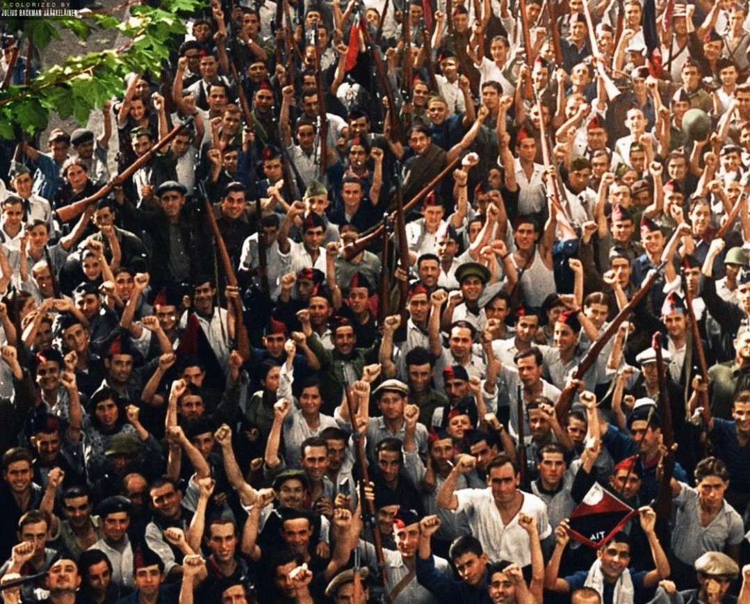 <a href="/Likiniano1/">Likiniano</a> <a href="/unaiwind/">Unai Zarraolandia</a> <a href="/noticiasalb/">Alasbarricadas.org</a> <a href="/antikapitalista/">Antikapitalistak</a> <a href="/LQSomos/">Loquesomos</a> <a href="/pancartera/">Lapancartera 🙆🏽‍♀️🎭⚧️🍉</a> <a href="/BarradoDiogenes/">DIÓGENES. NO estoy en la mierda de Instagram</a> <a href="/LaabuMirta16416/">La abu Mirta</a> <a href="/Ann_Mass_paris/">Anna. ❤️💛💜 🕊️ #🇾🇪🇵🇸</a> <a href="/CntCastello/">CNT Castelló</a> <a href="/pep_seu/">Pep De La Seu, II*II GOI 🏴󠁧󠁢󠁥󠁮󠁧󠁿 🏴</a> <a href="/garcitoral1/">Agustín González</a> <a href="/LabourStartES/">LabourStartES</a> <a href="/MichelLucBellem/">CAPITAL CITY PUNK-ECONOMICS 🅰️🏴🛠️</a> <a href="/PamphletsA/">Anarcho-Pamphlets</a> <a href="/FesterMakhno/">Fester Makhno🍉🇵🇸 🇬🇱 🇨🇦 🇲🇽</a> <a href="/fxromanfer/">f.x roman fernandez</a> @pititakoinfo <a href="/NICOLASRAMOSAL7/">OSO AMOROSO</a> <a href="/Olivergolo/">Oliver</a> <a href="/fmm939/">Francisco M Marcos C fmm3@francisco-miguelm3.BAxCA</a> @MarcosTorresTa2 <a href="/CNTBadajoz/">CNT Badajoz</a> <a href="/IrelandIww/">IWW Ireland</a> <a href="/johnsixx256/">John bach rose</a> <a href="/Karga_otonom/">Karaotonomist</a> <a href="/mecompletocon/">May</a> <a href="/some1fu/">Eri</a> <a href="/DurrutiRiot/">GhostofDurruti</a> <a href="/javierjuantur/">JAVIER JUAN TUR</a> En CNT no hay liberados ni burócratas. Aquí nadie cobra por defenderte, porque lo hacemos entre iguales. Porque sabemos que los problemas laborales no se resuelven con promesas, sino con acción directa y solidaridad. 🏴‍☠️