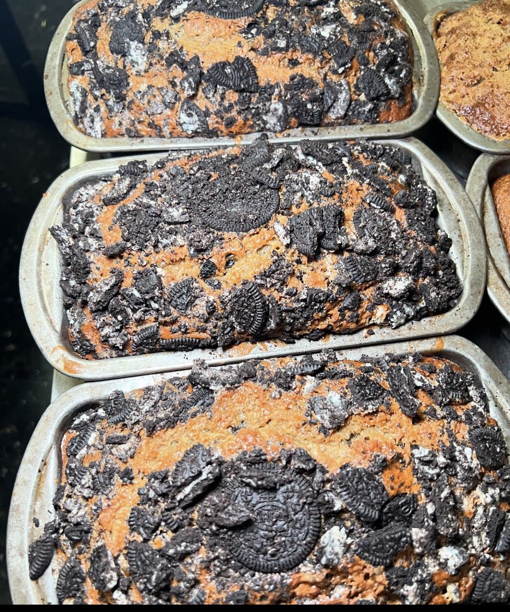 itsPriscybabyy's tweet photo. Oya I’m on my knees, ejo, biko 

I don’t want my bananas to spoil n waste
I need patronage In order to use my banana.

Pls if tis comes to your timeline, help me retweet 
Pls I need all retweet I can get . 
God bless  you 

Boxes as seen are available also 
Location is Lagos https://t.co/0cwTqUHL0Y