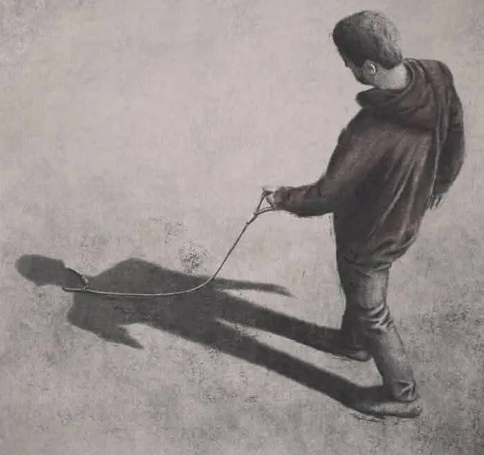 عمر گزری ہے جھلستے ہوئے صحرا میں...!!!
'"کیا کریں گے تیری دیوار کا سایہ لے کر...!!!🖤