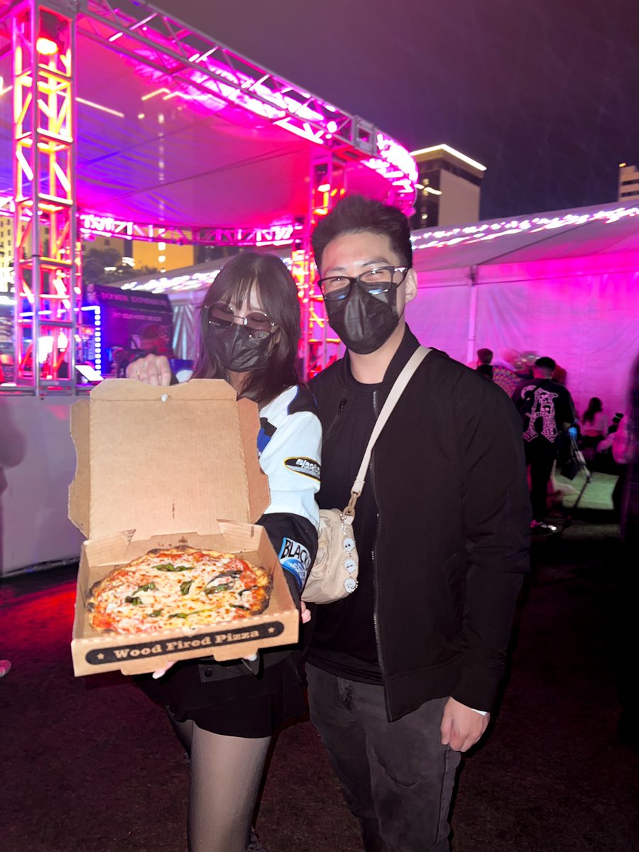 realizing it will b a while until my next beloved pizza truck encounter