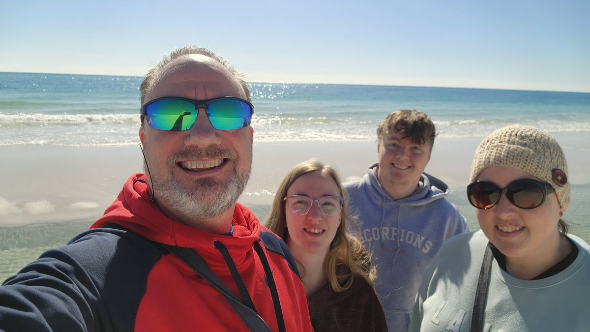 TC Nipper tweet media