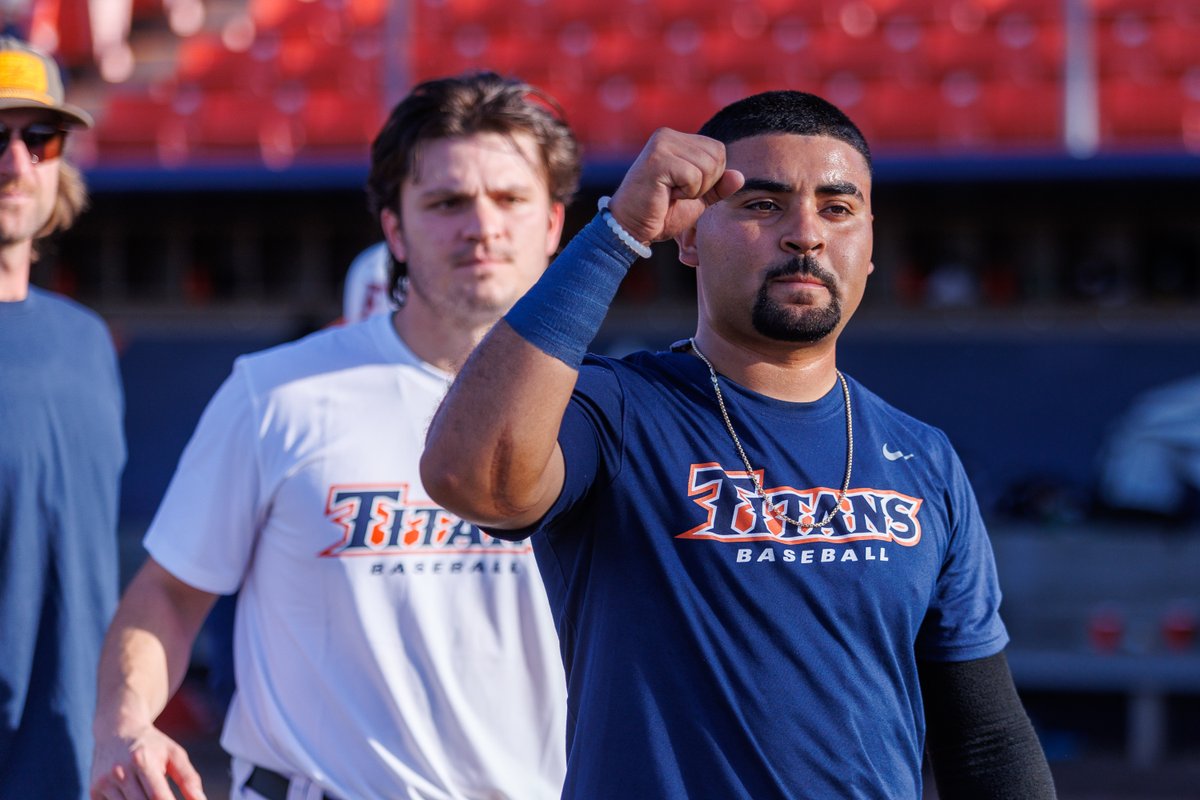 Calling all alumni 🔊

We're looking forward to the annual alumni game on Sat. Jan 25 at Goodwin Field!

If you plan on attending please fill out the google form below ⬇️

forms.gle/P3mFyvPTfJ4tQa…

#TusksUp