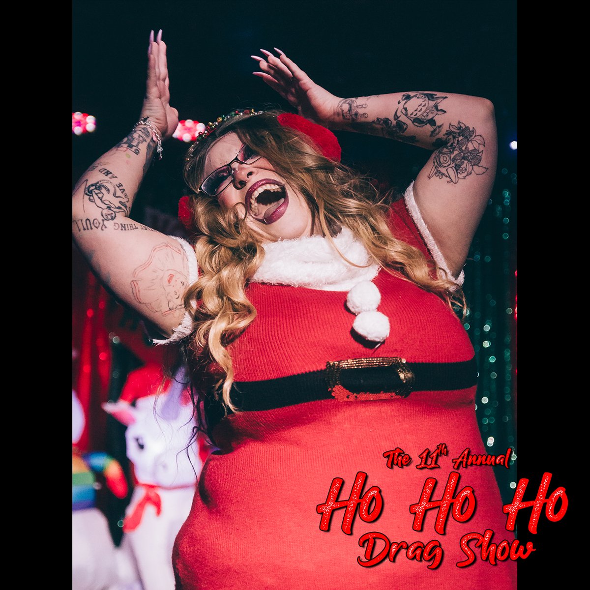 WigginsPro's tweet photo. 👑 MZ MOLLY POPPINZ 👑
🎄 HoHoHo Drag Show 🎁
📍 Black Pirates Pub (Dec 14-24)
📸 @tbayalive

#tbaydrag #hohohodragshow #christmas #thunderbay #drag #dragshow #dragqueen #dragking #tbshows #tbay https://t.co/yh1vHRpGro