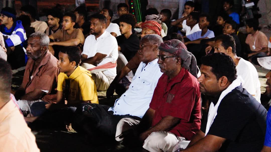 لقاء ميداني بديس المكلا

المكلا| 2 يناير 2025| إعلام القيادة المحلية بحضرموت

استمع فريق التواصل وتعزيز الوعي السياسي، برئاسة عضو هيئة رئاسة المجلس الانتقالي الجنوبي الأستاذ فادي حسن باعوم، مساء اليوم الخميس، إلى قضايا المواطنين بديس المكلا، وأبرز همومهم.

جاء ذلك خلال لقاء موسع،