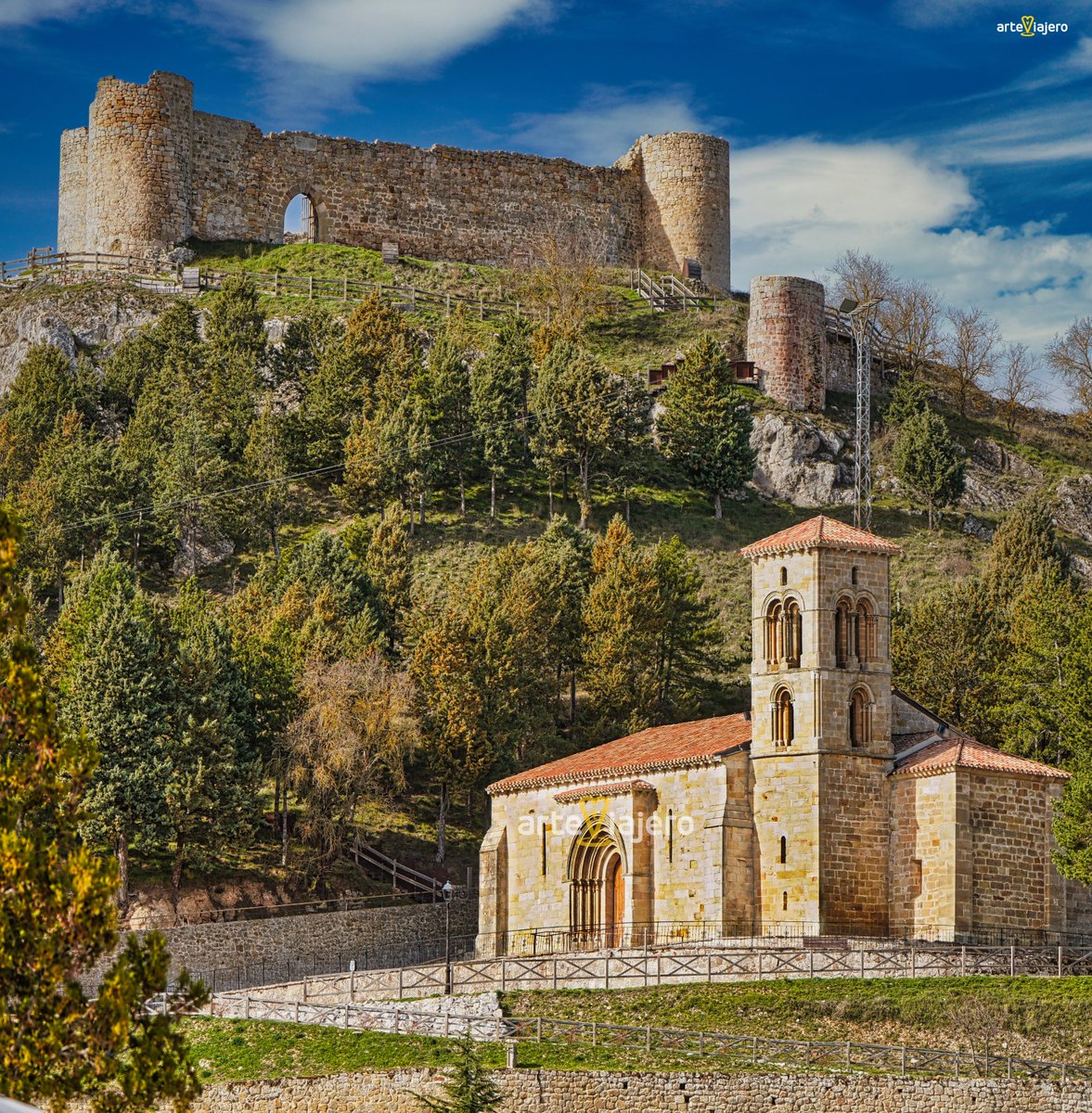 Hoy os presento 4 impresionantes castillos que visitar en la provincia de Palencia
1⃣ Castillo de Ampudia
2⃣ Castillo de Fuentes de Valdepero
3⃣ Castillo de Monzón de Campos
4⃣ Castillo de Aguilar de Campoo
#FelizViernes #photography #travel