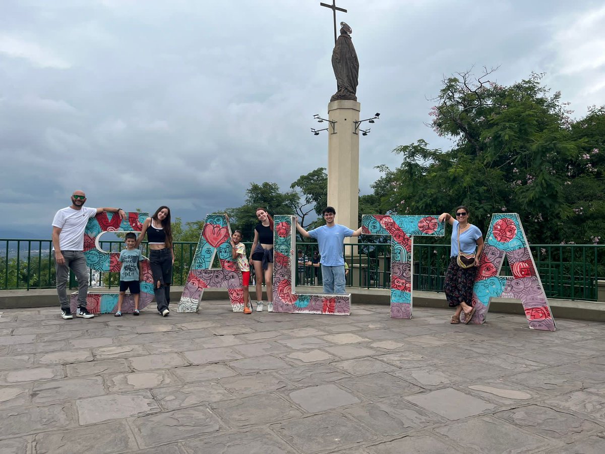 Feliz año (algo tardío pero vale la intención 😅) para todos, desde La Linda.