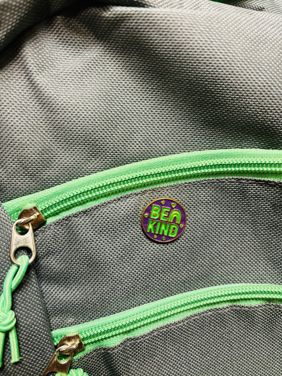 MCHCchesco's tweet image. Carrying our favorite little backpack pin reminders into 2025. A little reminder to simply be kind!
 #KindnessMatters #BackpackEssentials #BeKind #2025Goals