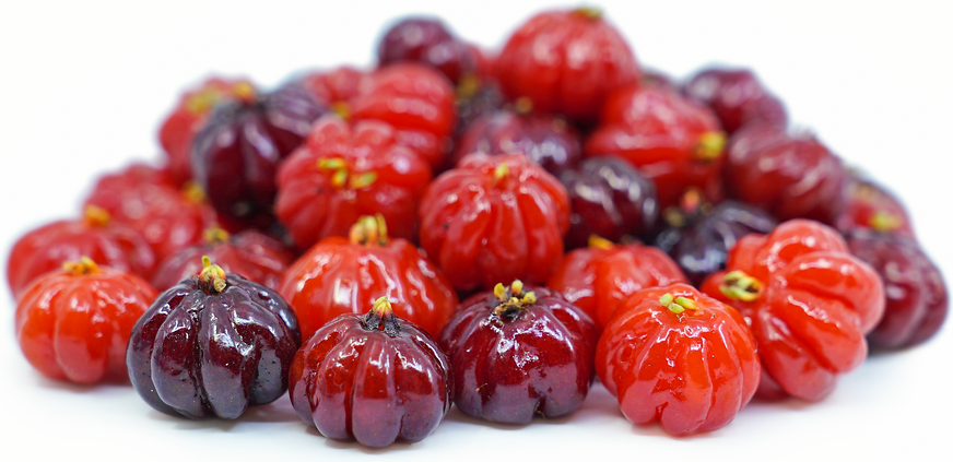 eventarchitectg's tweet photo. The Surinamese 🇸🇷 know how to be remembered; "Prefix a Fruit"
 
Surinam Cherry, 
after all being red is “Badass Enough” 

Please click the link below if your want to get your health straight
 
Full story, 👇https://t.co/9D16RZEXpX https://t.co/kyk9YoNPn8