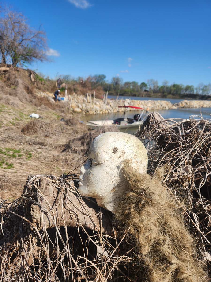 We find some interesting things while cleaning up the Missouri River...

Here's our top 3 from 2024:
1 - Darth Vader Mask
2 - Early 1900's Postcard
3 - Styrofoam mannequin head with long hair

Check out our top 10 trash finds and more on our Flickr - flic.kr/s/aHBqjBWFJX.