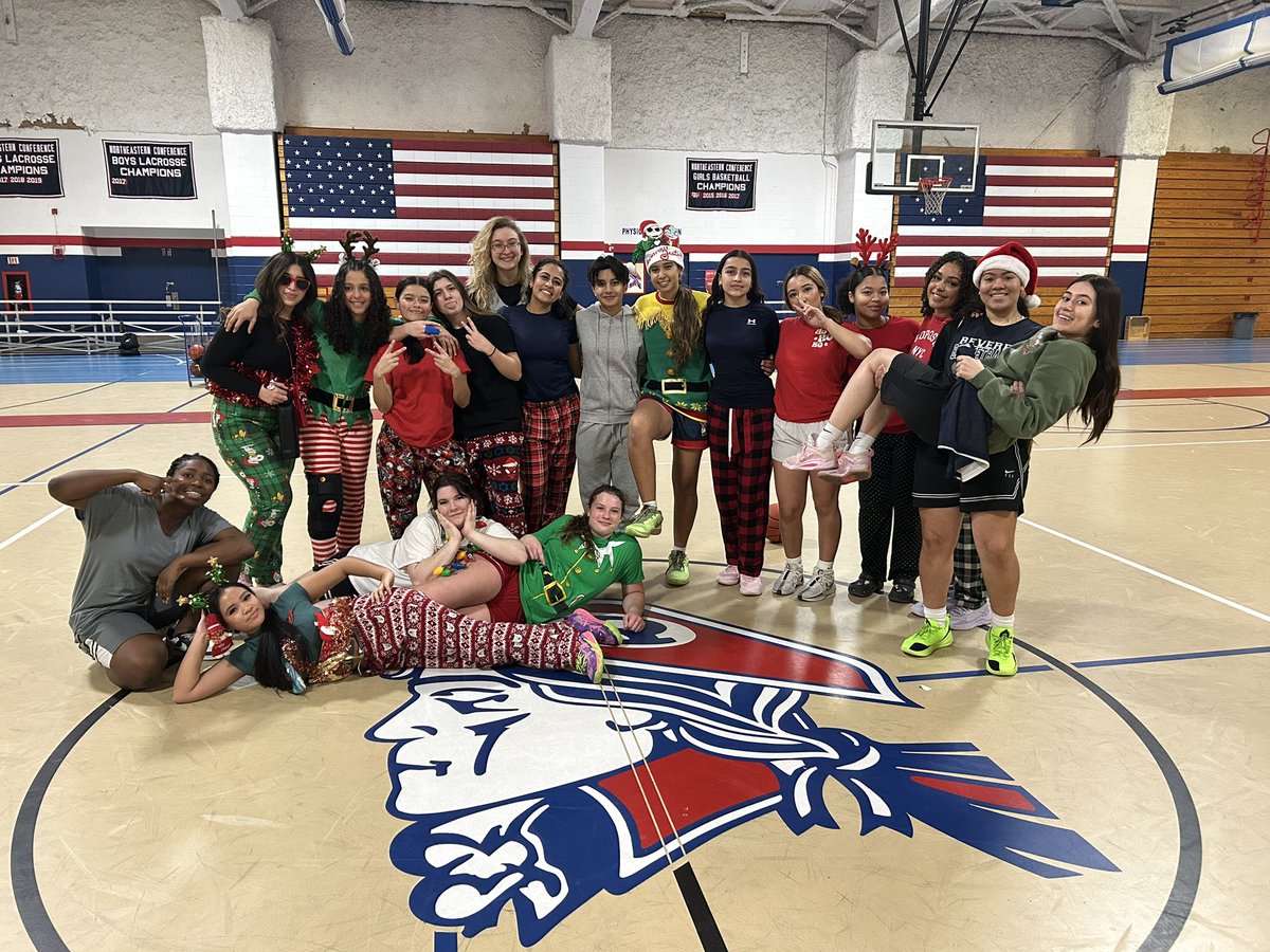 Game day vs Lynn Classical Rams @ RHS!! JV 4:30p V 6
Come out and Support 💪🏻🏀