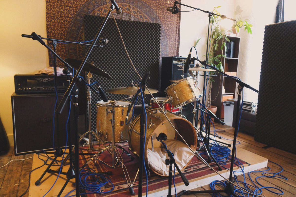 The vintage Premier kit all set up for the @finding_gaz single recording 
.
whitebearstudios.co.uk
.
#recordingstudiomanchester
#musicproduction #musicproducer 
#manchesterrecordingstudio 
#mixingengineer