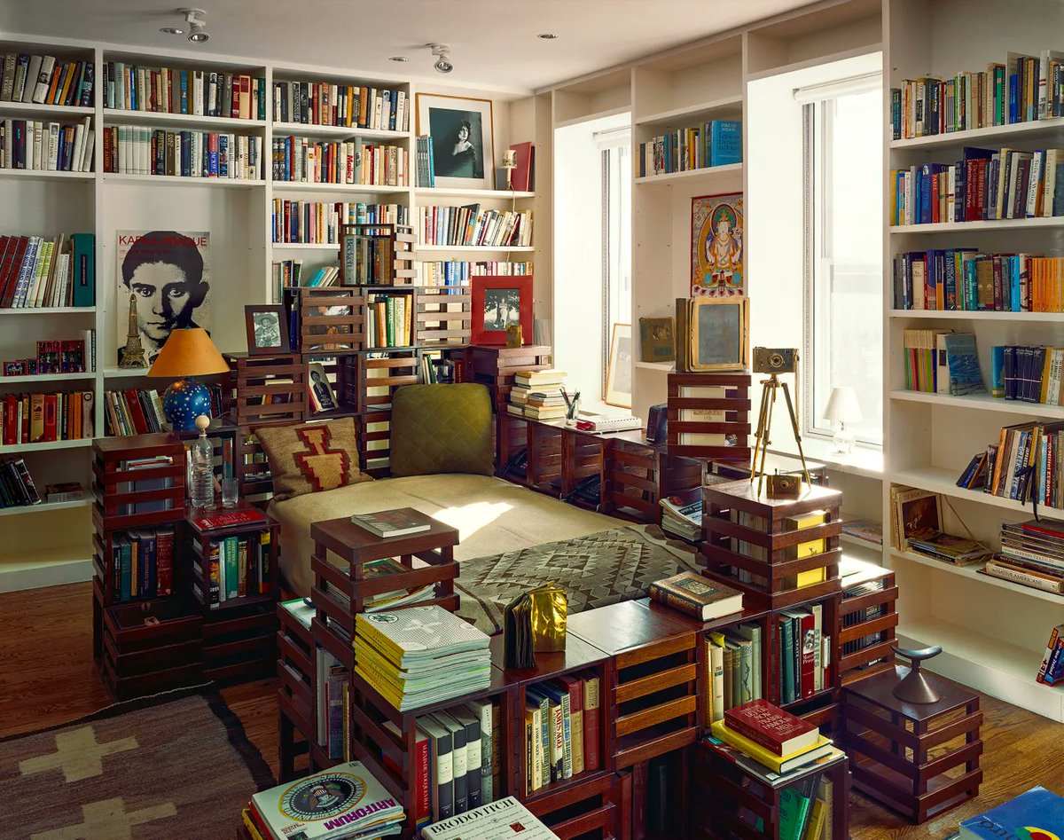 dearvotion's tweet image. Photographer Richard Avedon's Upper East Side apartment, 2004.