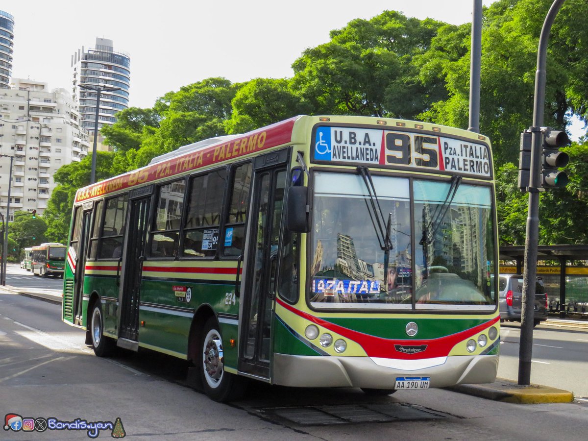 BondisYan's tweet photo. La primera publicación del 2025 se la lleva uno de los tantos coches de la vieja administración, que han sido #repintados con los colores de la nueva dueña (#linea59 ). En imagen el 234, pero también repintaron al 206, 207, 222, 223 y 254
.
Línea ❾❺ / Interno 234
#linea95 https://t.co/9gWo7GGlqB