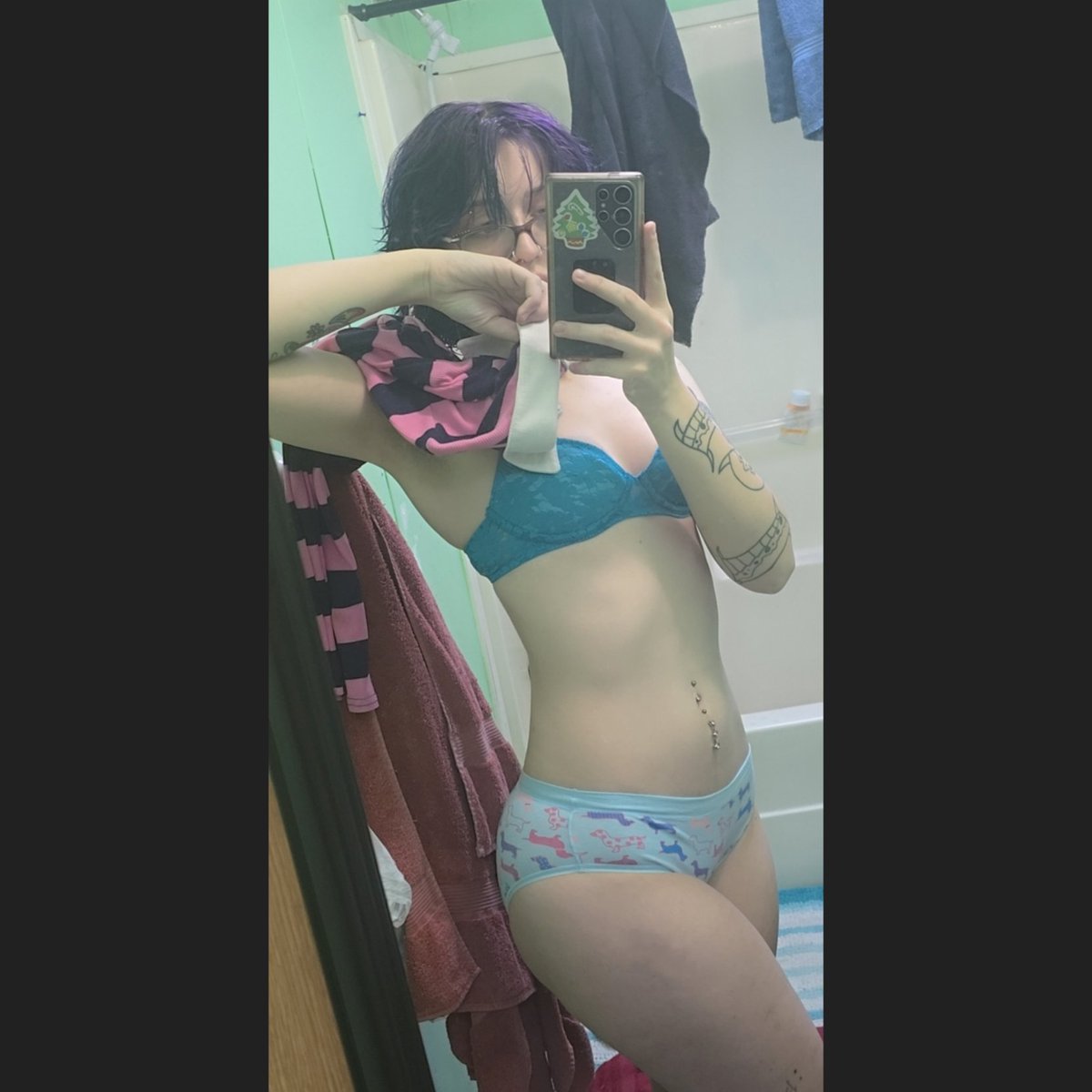 A final alluring glance leaving you wanting more