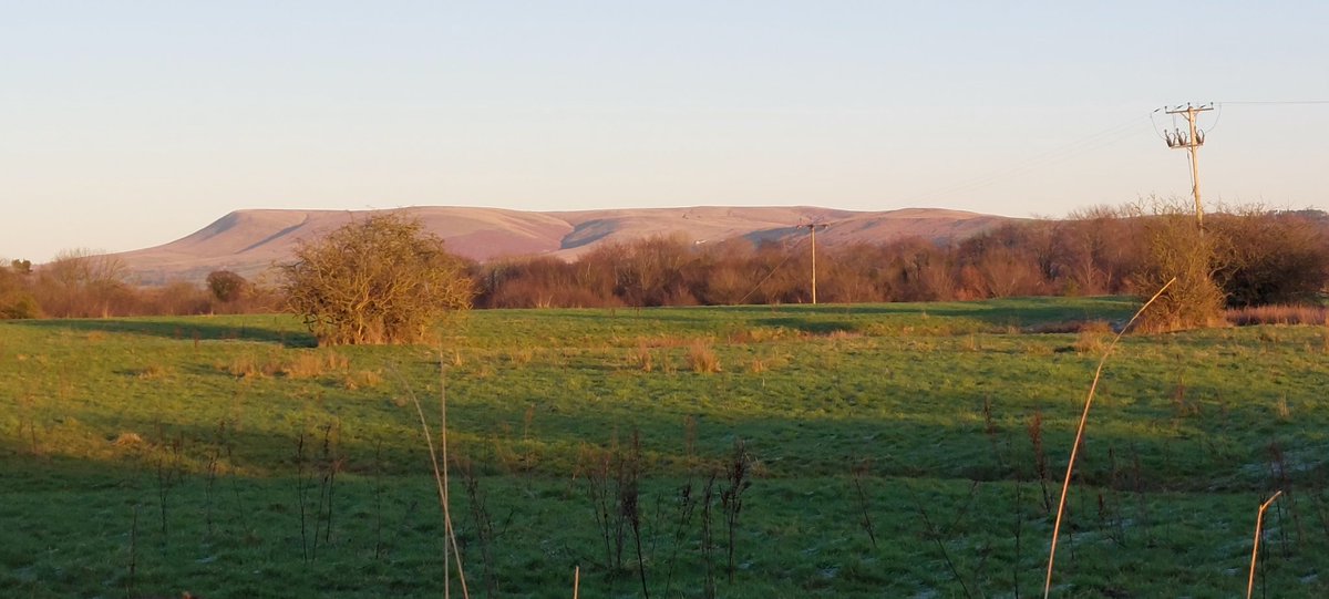 Today #9thDayofChristmas From sunrise to sunset "Joy to the world, the Lord is come.....and heaven and nature sing, and heaven and nature sing" #BeKind <a href="/TrinityClithero/">Trinity Methodist Community Hub</a> <a href="/gather_movement/">Gather Movement</a> <a href="/LSCft_CRoots/">Community Roots LSCft</a> <a href="/B_B_Burnley/">Building Bridges in Burnley</a> <a href="/WhalleyMeth/">Whalley Methodist</a> <a href="/lsc_vcfse/">LSC VCFSE Alliance</a> @drandyknox <a href="/alexdjfrost/">Fr Alex Frost (The God Cast & Argos to the Altar)</a> @ProfDomHarrison