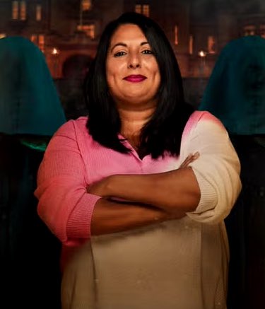 How Armani thinks she’s playing the game vs how she’s actually playing the game #TheTraitors