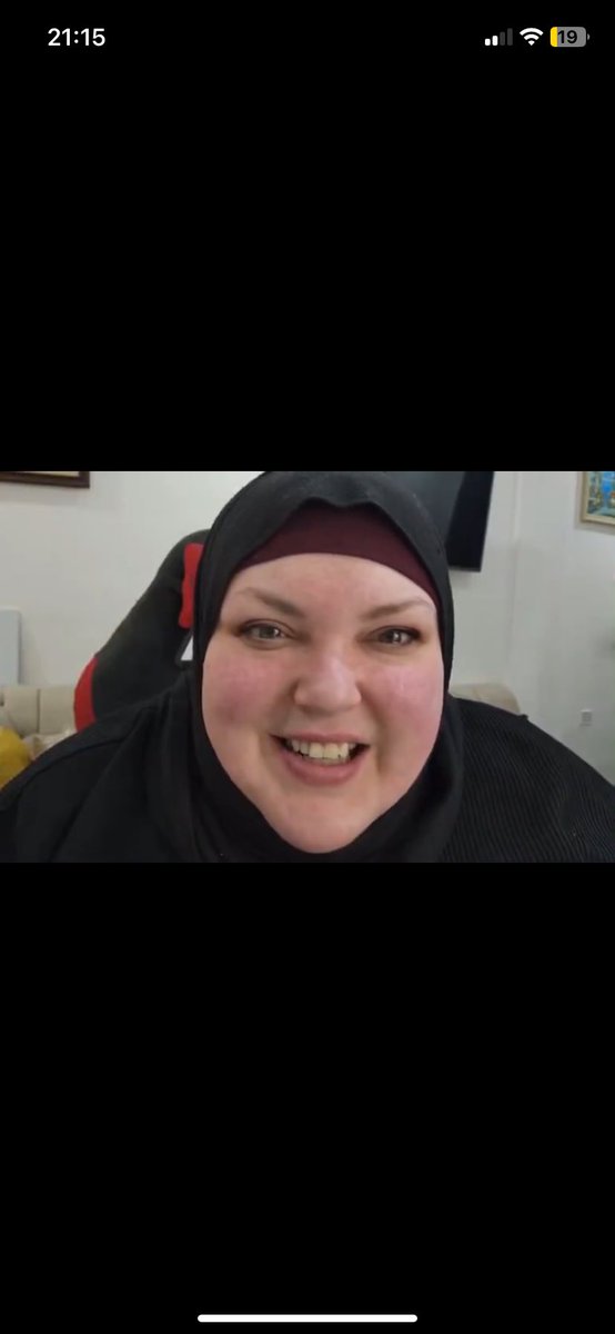 Buttered crumpet tweet media