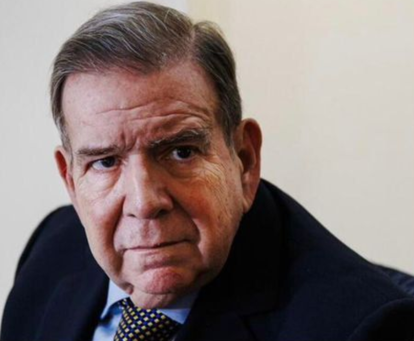 Gbastidas's tweet photo. Un genio al que se le ocurrió poner esta foto de Edmundo en la recompensa del régimen porque tiene "cara de malote". https://t.co/4S6mLaph2u