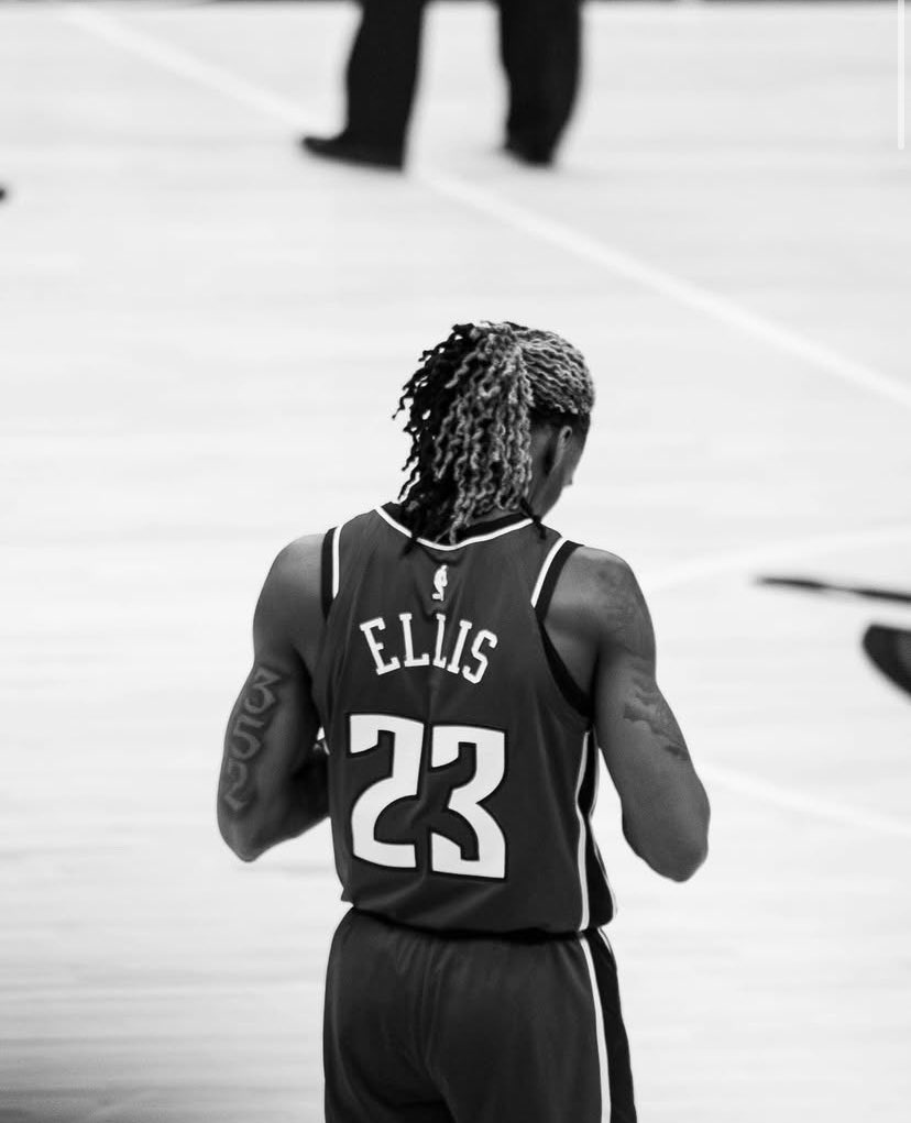 instantkings tweet media