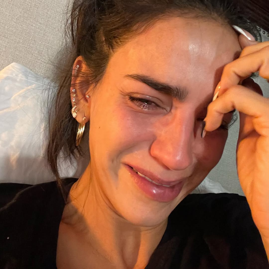 nombechele's tweet photo. Bárbara de Regil en las últimas horas al enterarse que quedó 4ª en la Gala de los #Mamawards2024.

Otro año más alcanzada por la tragedia de no ganar en la fase final. https://t.co/Qhjn5xKgQQ