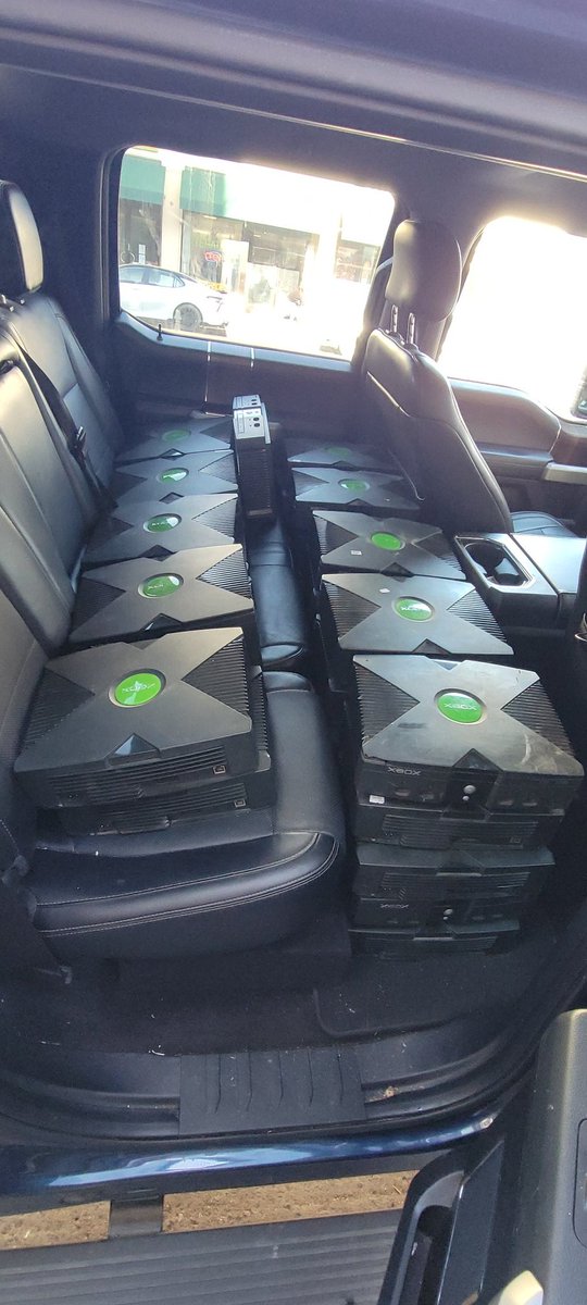 HostsServer's tweet image. Took a trip down to San Jose to @GameshopD and have secured a big lot of xboxs to run through XCAT and hopefully bring them back to life. Myself and @darkone83 split the lot of 36 consoles between us.

Shoutout to @OGX_Harcroft for heading the Xbox Preservation efforts!
