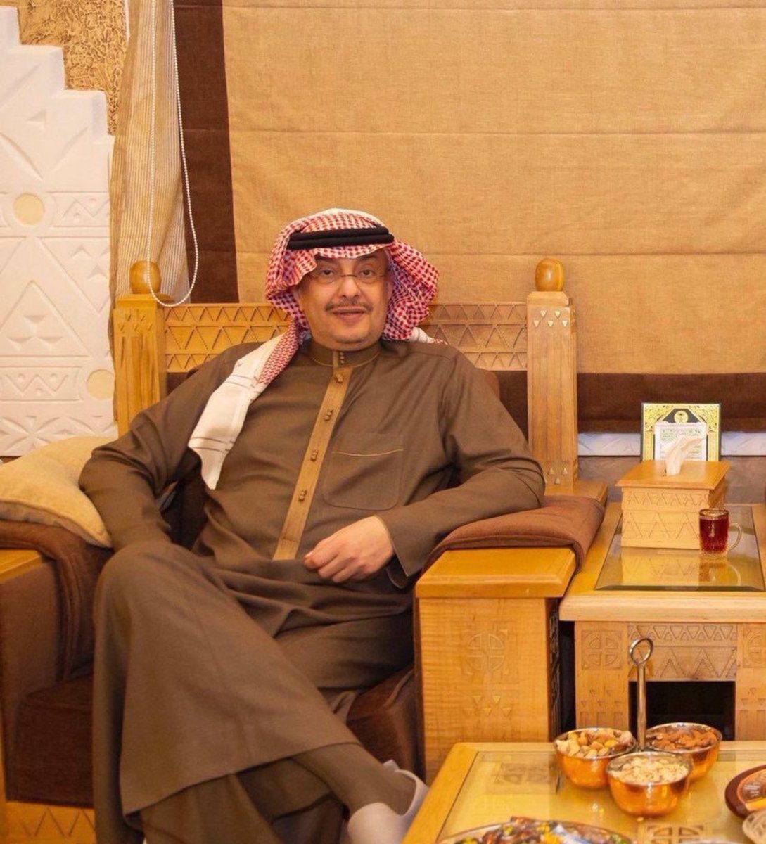 أيام ونفرح بعودته بإذن الله 

الداعم التاريخي 

#خالد_بن_فهد