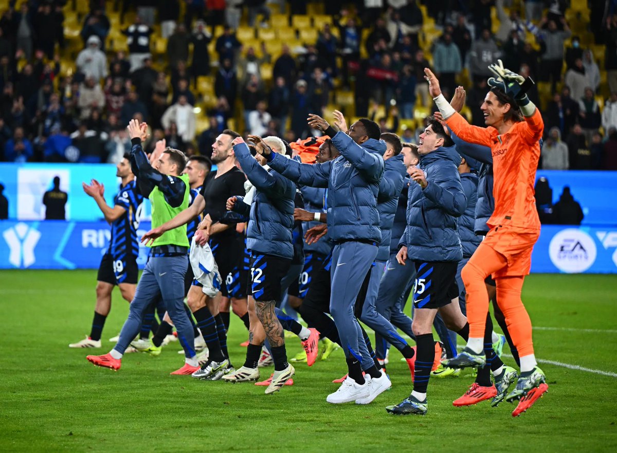 InterClub1908's tweet photo. โซ๐ต๐#SuperCoppaItaliana #InterAtalanta 2-0 l'@Inter va in finale con la doppietta di #Dumfries @DenzelJMD2 SEMPRE #FORZAINTER #AMALA #SempreForzaInter #PazzaInter #IMInter #DAZN #InterFans #InterClub1908
Seguite il profilo di riserva @InterClub1908_ ๐ค๐ https://t.co/rstK38SfK7