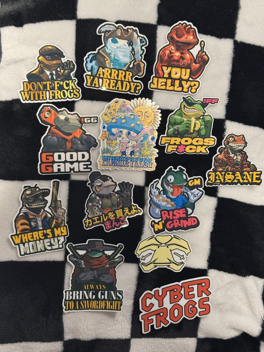 cryptoderz's tweet image. ty for the stickers frog fam @alphashot_ @Party_of_Lemons