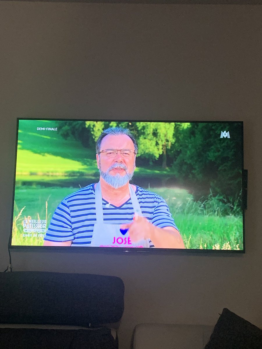 #LMP bravo José cette couronne pavlovienne  est une tuerie visuelle … trop envie de la goûter … même après les fêtes
