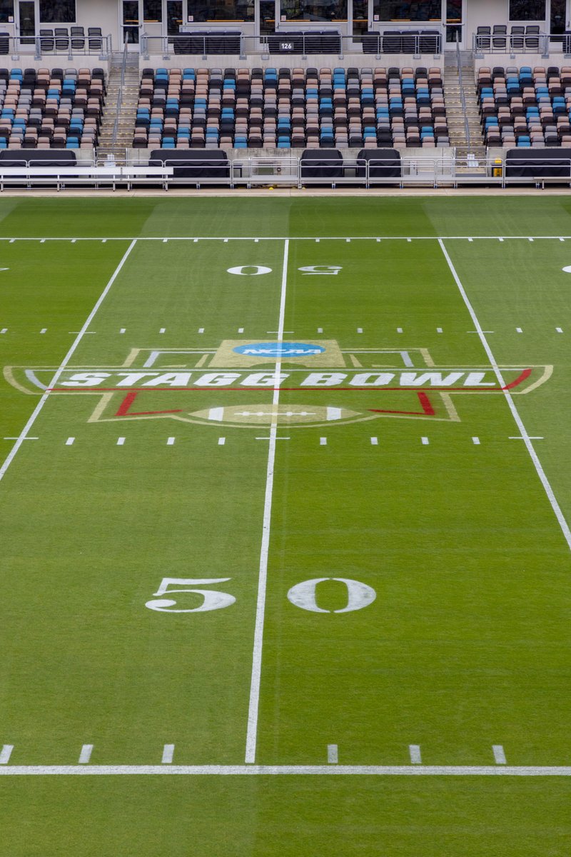Getting <a href="/ShellEnergyStdm/">Shell Energy Stadium</a> @ncaadiii Stagg Bowl ready 👀🖌️