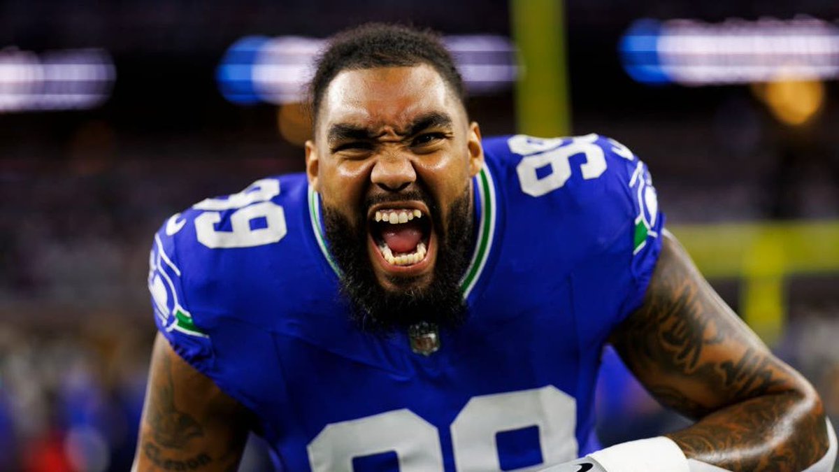 ESnipyz's tweet image. #ProBowl
Leonard Williams not making the Pro Bowl is absolutely baffling to me.
Interior DL stats:
9 Sacks (tied-1st)
52 Pressures (8th)
15 QB hits (2nd)
15 TFL's (tied-1st)
59 total tackles
1 INT (Pick 6)