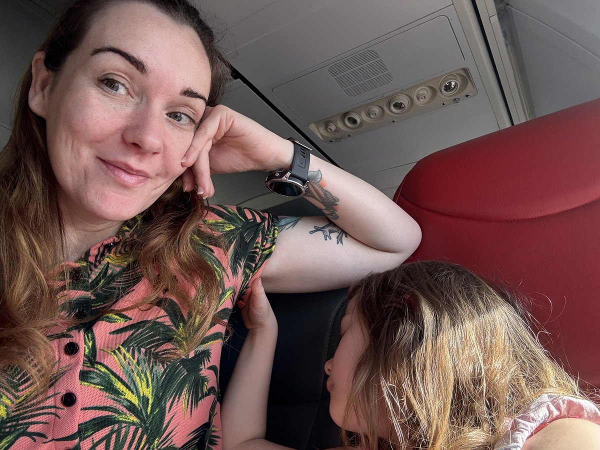 She loves my armpits 🤷‍♀️