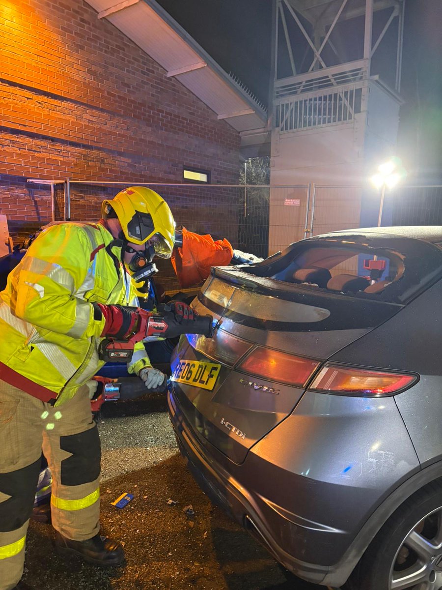 MalpasFS's tweet image. RTC for the crew tonight 🚗 🚒 👩🏻‍🚒
Could you join our team?
#Oncall #Thinkoncall #Firefighters