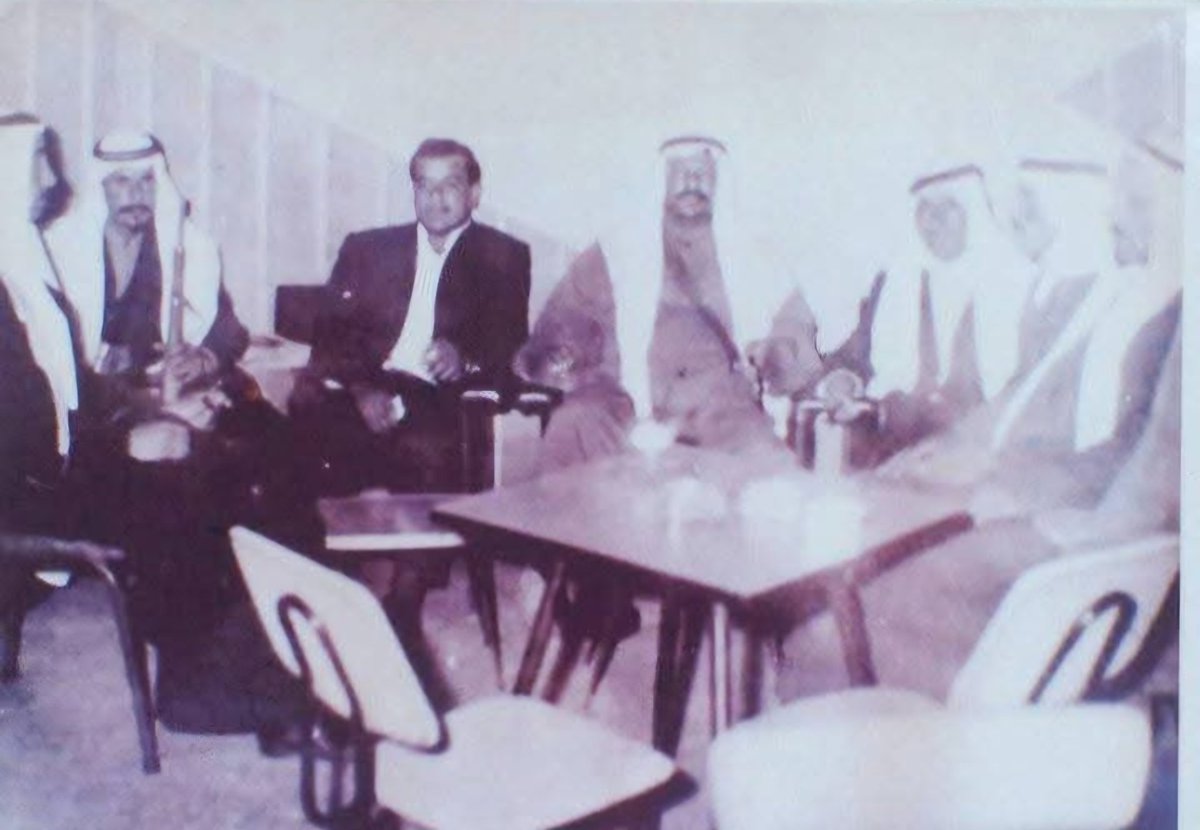 AnwarAlNda1's tweet photo. من الأرشيف/ المرحوم الشيخ ندى ادعاج رحمة الله .سنة ١٩٦٥ https://t.co/862vO7Z6eD